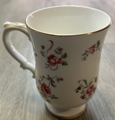 #ad 4 Royal Victoria Fine Bone China Floral Pattern Footed Tea Cup 4.5in