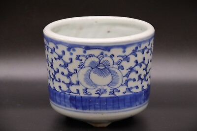 #ad Chinese Antique Vintage Blue and White Porcelain Pot