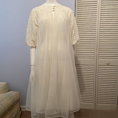 #ad VTG Vanity Fair Double Nylon Cream Peignoir Set Gown Robe Lace Bridal 32 Sm