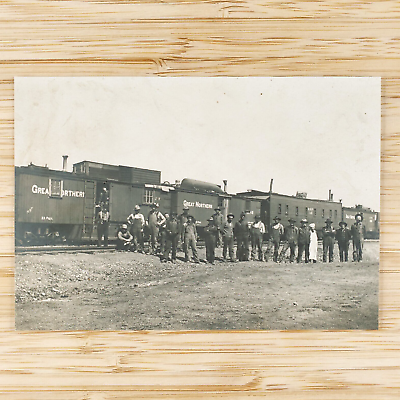#ad Great Northern Railway Train Photo c1888 Minnesota Railroad Worker Men MN C3052