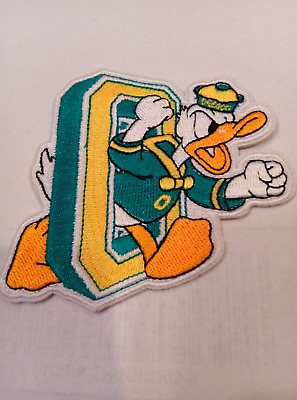 #ad The University Of Oregon DUCKS Vintage Embroidered Iron On Patch 3quot; X 3quot; A1