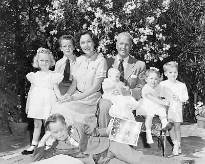 #ad John Villers Farrow And The Farrow Family 1950 OLD PHOTO