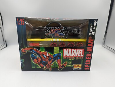 #ad Marvel Model Kits Spider Man Chevrolet SSR Concept 2002 New In Box Maisto 1:25