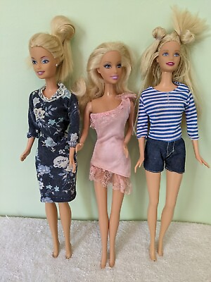 #ad Lot of 3 barbie dolls 1990s With Clothes.