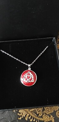 #ad Vintage Celtic Trinity Knot Silver Pendant on Chain with Red Enamel in Box