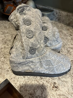 #ad NEW Muk Luks Boots Gray With Buttons amp; quot;Leg Warmerquot; design SIZE 7
