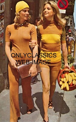 #ad 1970 SEXY CUTE MOD FASHION GIRLS 8X10 PHOTO BEAUTIFUL HIPPIE PINUP CHEESECAKE