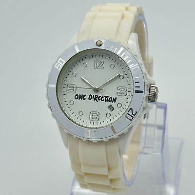 #ad Unworn Unisex ONE DIRECTION Signed All White Diver Style Watch Rubber 40mm