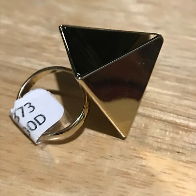 #ad Estate Large Goldtone Open Pyramid Adjustable Band Ring top of ring is 1 x 1