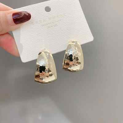 #ad NEW MEDIUM ROUND HOOP EARRINGS YELLOW GOLD HAMMERED PUSH PIN LIGHT WEIGHT