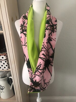 #ad Unworn Womens 60quot; Pink REALTREE CAMO Plush SCARF Reversible Lime Green Warm 1