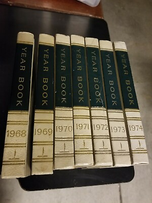 #ad World Book Encyclopedia. Year Book Various 1960s 1970s 7 volumes