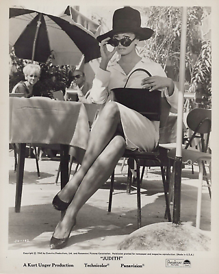 #ad HOLLYWOOD BEAUTY SOPHIA LOREN STUNNING PORTRAIT 1965 CHEESECAKE ORIG Photo C37