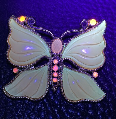 #ad BUTTERFLY DESIGN BROOCH PIN AMBER COLOR W PINK CRYSTALS GLOW ON UV BLACK LIGHT