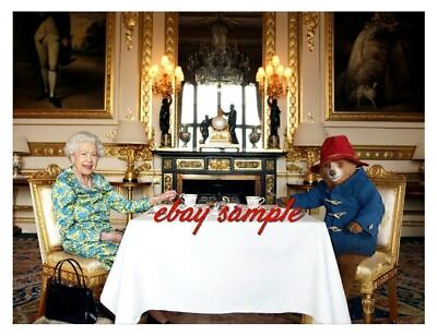 #ad QUEEN ELIZABETH II PHOTO Having tea with Paddington Bear at Buckingham Palace
