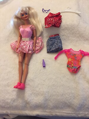 #ad Barbie Doll 1990s With Accessories PreOwned Good