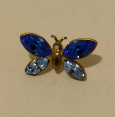 #ad Small Blue Faux Crystal Butterfly Lapel Pin