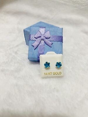 #ad Vintage 14 kt solid yellow gold earrings with blue star cut agate stone.9999