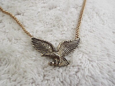 #ad Goldtone Eagle Pendant Necklace C19