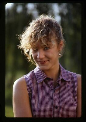 #ad Emily Lloyd In Country Smiling Portrait Original 35mm Transparency Stamped 1989