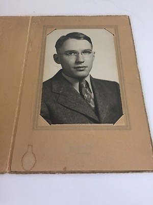 #ad Vintage 50#x27;s Photo Young Man Portrait Glasses Suit Tie Vintage 4x6