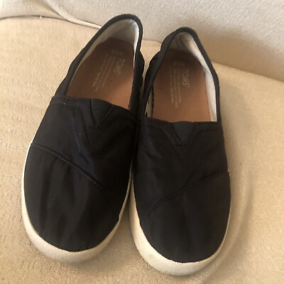 #ad Toms Shoes Womens W7.5 Heritage Slip On Flats Black Canvas Round Toe $10.00