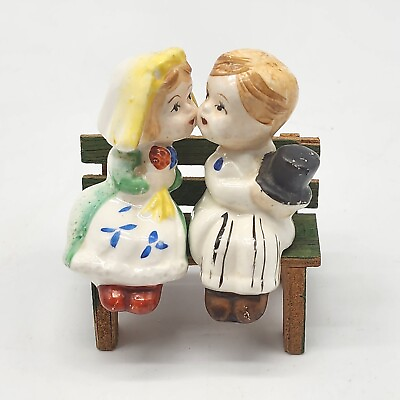 #ad Vintage Kissing Bride Groom On Bench Ceramic Salt And Pepper Shakers Japan