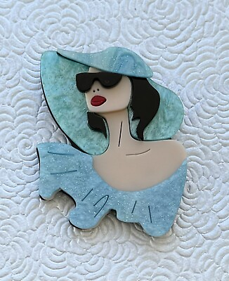 #ad Lady face w sunglasses acrylic brooch pin