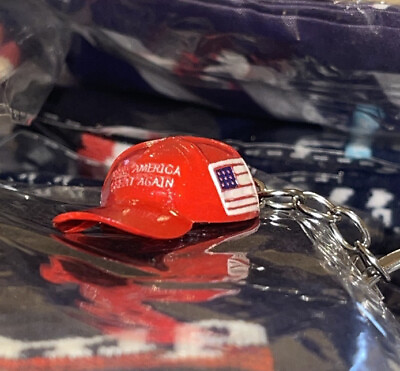 #ad DONALD TRUMP “MAKE AMERICA GREAT AGAIN” 2024 HAT RED CAP METAL KEYCHAIN
