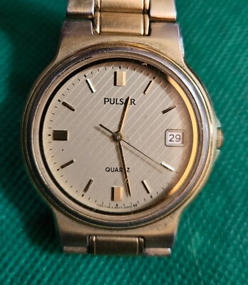 #ad Mans Pulsar Y147 6050 Date Wrist watch