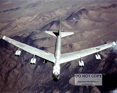 #ad B 52 MOTHERSHIP TAIL NUMBER 008 IN FLIGHT 8X10 NASA PHOTO EP 061
