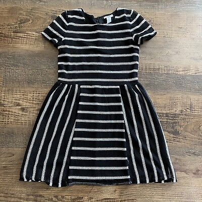 #ad BAR III Black White Shift Dress Size Medium Short Sleeve Striped Cocktail Mini