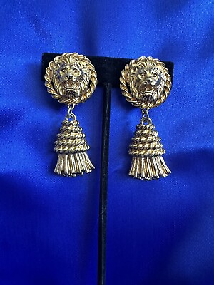 #ad Vintage Anne Klein Earrings Lion’s Head And Tassel Gold Tone Great Condition