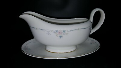 #ad Royal Doulton Vogue Collection Classique Gravy Boat amp; Underplate