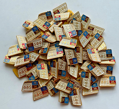 #ad Set of 100 pcs. identical Russian Soviet USSR badges pin
