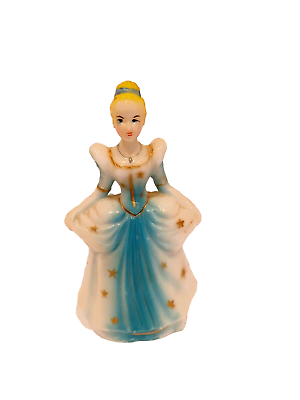 #ad Vintage Cinderella Plastic Cake Topper Figurine Disney Hong Kong 5.5 Inches Tall