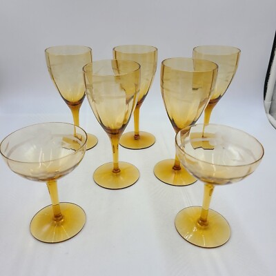 #ad Vintage Five Amber Wine Glasses Daisy Leaves Etched Two Sherbet Cups Lot 7