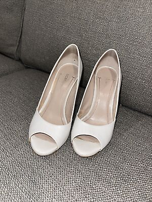#ad BCBGeneration White Patent Peep Toe Dress Pump 4 Inches Heels Shoes Size 7B 37