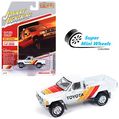 #ad Johnny Lightning 1:64 1985 Toyota SR5 Pickup White – Classic Gold