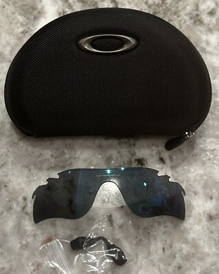 #ad Oakley Authentic OEM Replacement Lens Radarlock Vented w Case amp; Nose Piece