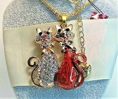 #ad BETSEY JOHNSON PENDANT GOLD CATS CLEAR CRYSTAL amp; RED ENAMEL GOLD CHAIN amp; TAG