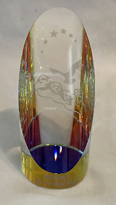 #ad Mount Rushmore Glass or Crystal Prizm Paperweight 3.5”