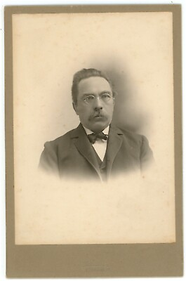 #ad Antique Circa 1890s Cabinet Card Weidner Man Mustache Glasses Suit Quakertown PA