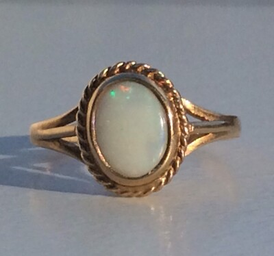 #ad Stunning Vintage Gold Opal Ring