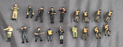 #ad 21st Century Toys 1 32 WWII 18 Figure Lot 8 Seated Pilot Figures NEW USA SELLER