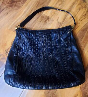 #ad Coach Black leather medium size Shoulder bag.
