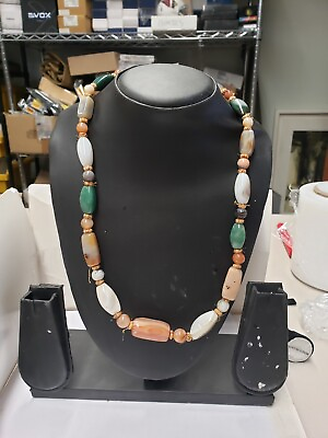 #ad BEAUTIFUL MULTI COLORED AND SHAPED AGATE STATEMENT NECKLACE 24quot;