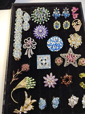 #ad Vintage HIGH END Jewelry Lot 25 Pcs Designers Colors RS Glass Some Signed