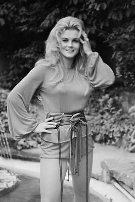 #ad Swedish actress Ann Margret in London for the opening of her lates Old Photo 1