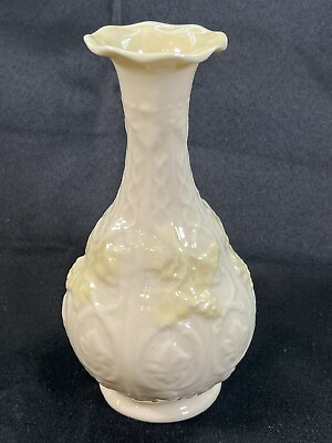 #ad VTG 6th Mark Belleek Irish Porcelain Bud Vase Yellow Grape amp; Vine Pattern 7quot;